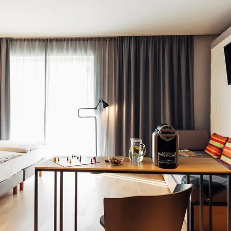Hotel Harry's &
