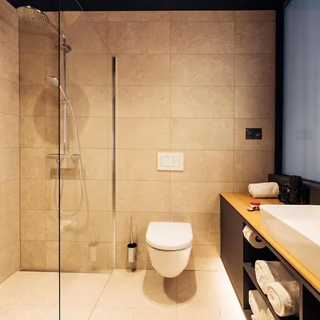 ホテル Harry's & *