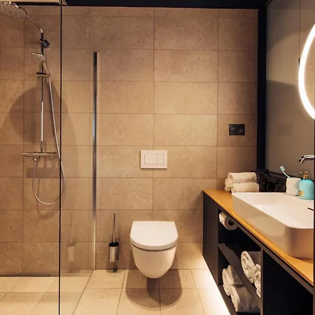 Harry's & * ビショフスホーフェン