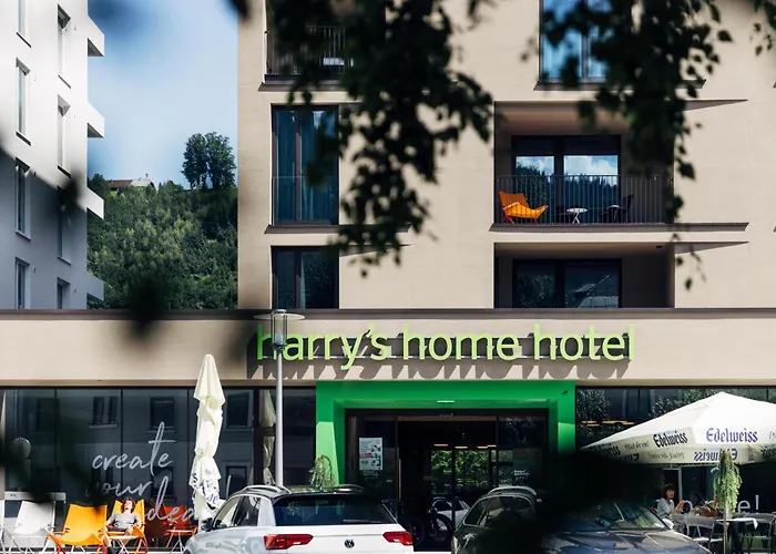 Harry's & Ξενοδοχείο 3*